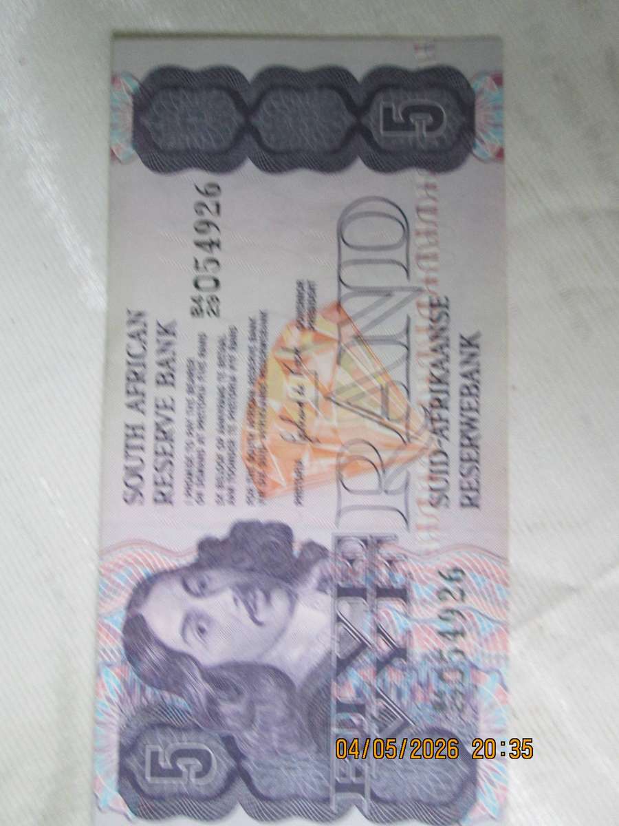 Vintage R5 Note-B4  054926 In Extremely good condition ( Not Legal tender)