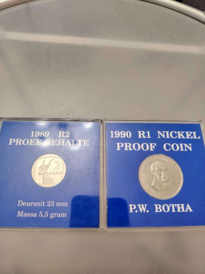 1989 R2 Proof Coin 1990 R1 Proof Coin in Capsules
