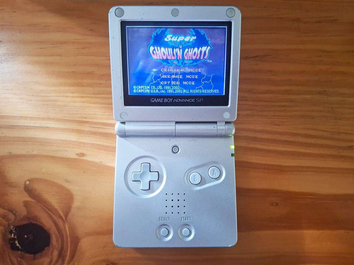 Nintendo Game Boy Advance SP with Charger, USB Cable & Game - Some Cosmetic Scratches