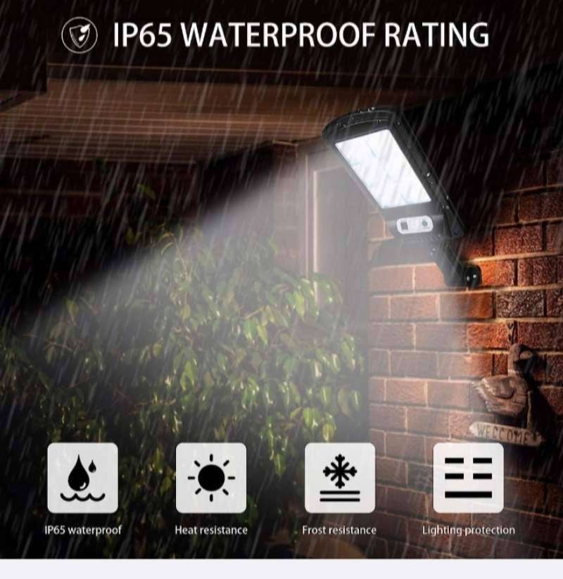 4 x Solar Street Lights Outdoor Remote Control Solar Parking Lot Lights
