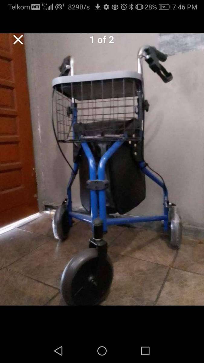 3 wheel walker