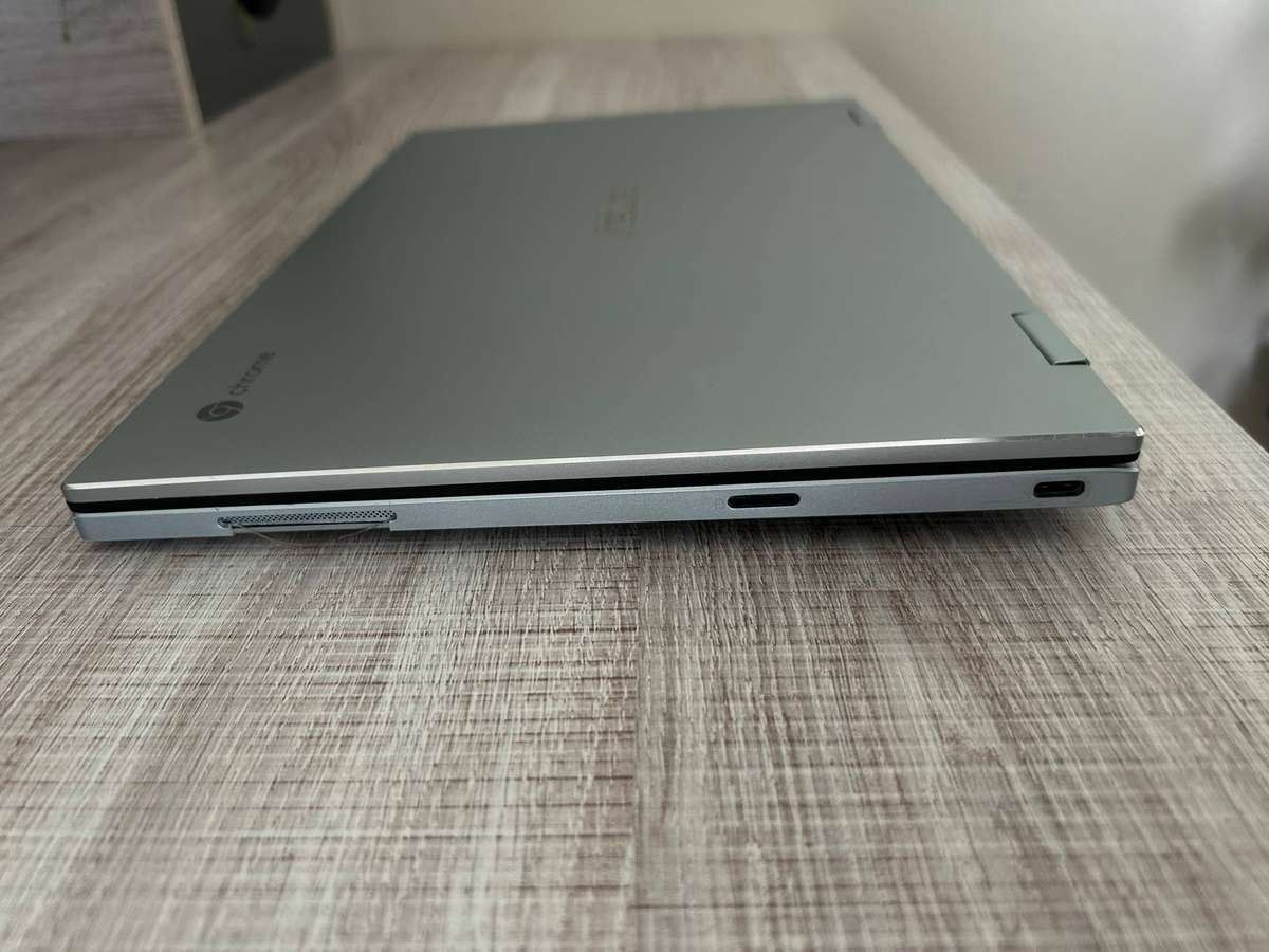 ASUS Chromebook C433TA Core m3- 14 Touchscreen laptop