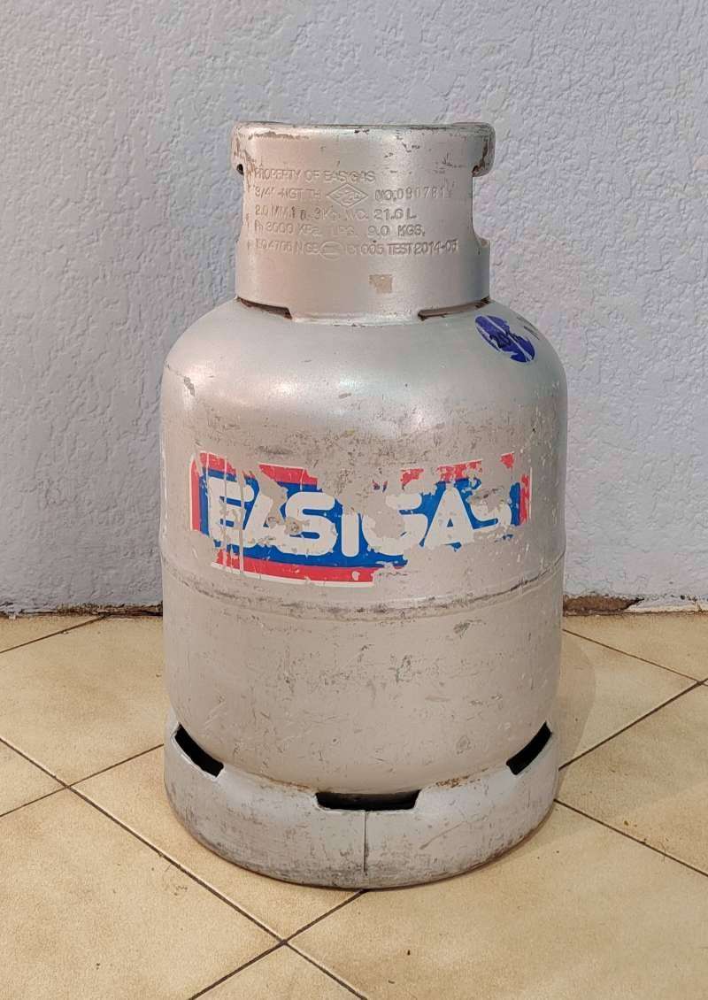Gas Heater With Cylinder