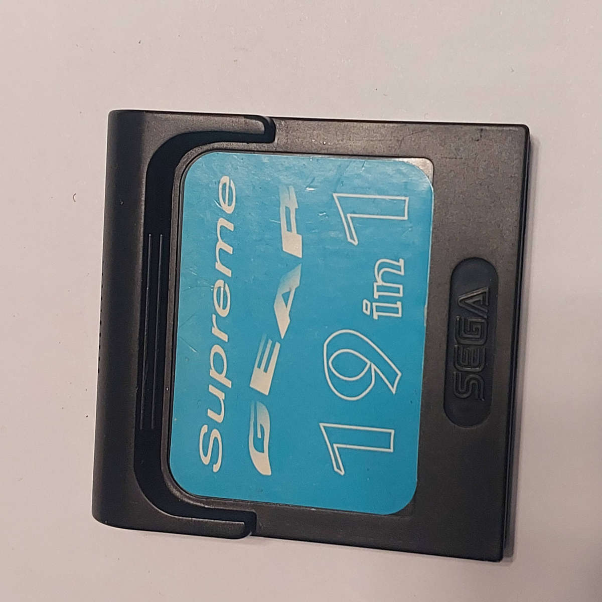 Sega Game Gear (faulty) + Supreme Gear 19 in 1 Catridge (untested)
