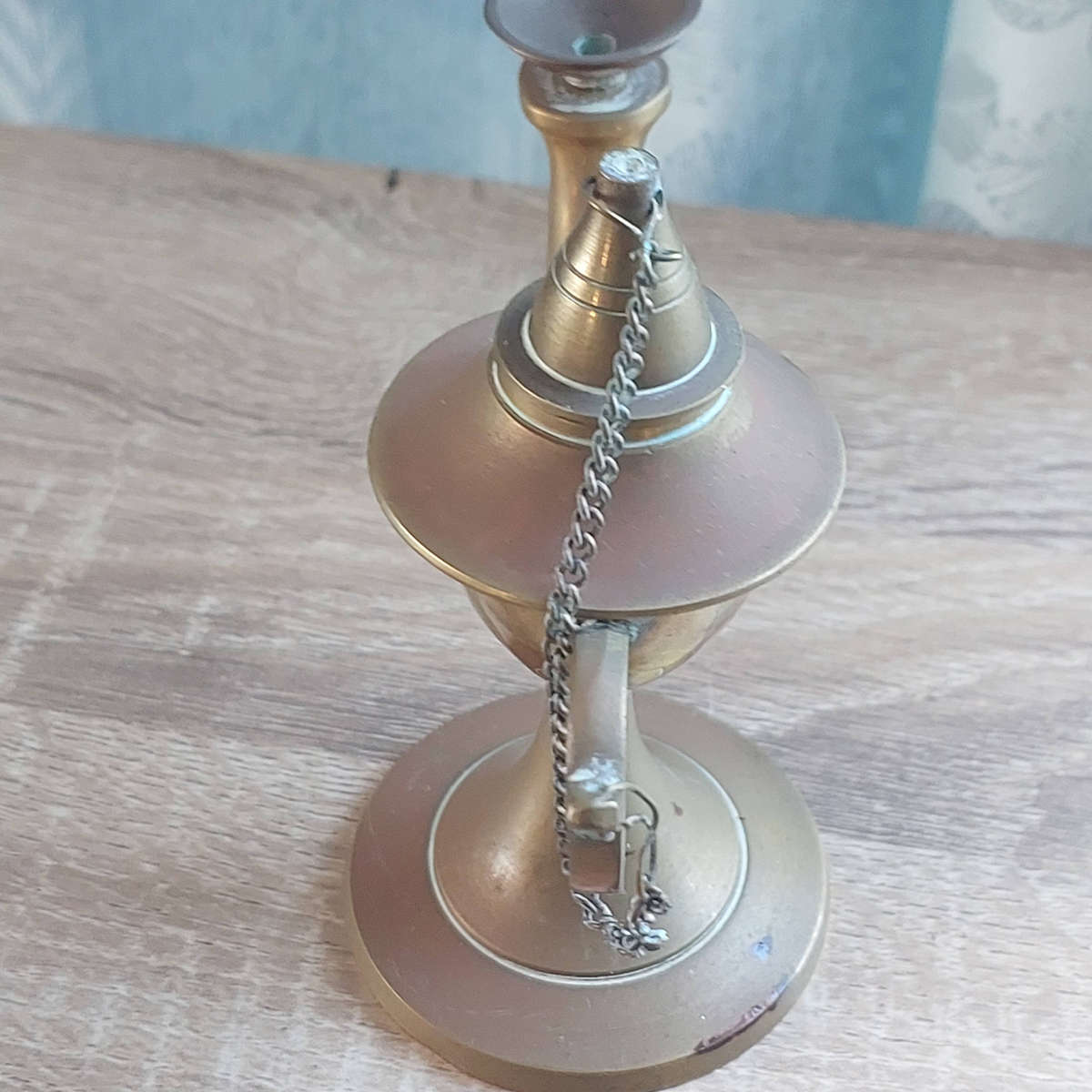 Brass Aladdin Style Lamp (Height 12cm)