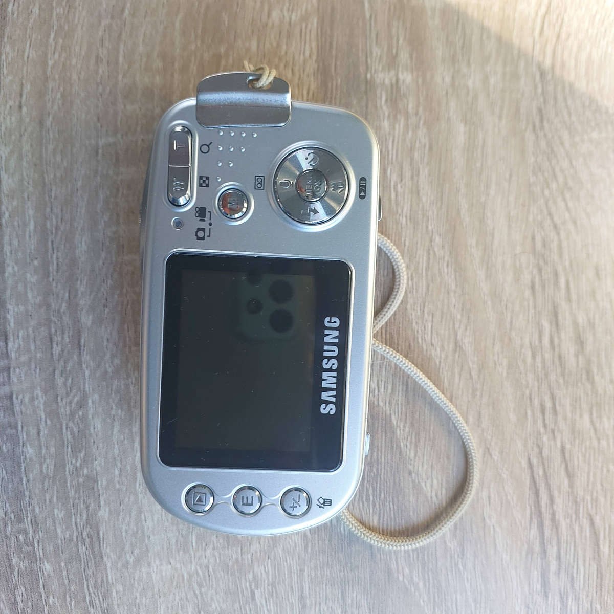 Samsung Digimax A40 (Working/Very Good Physical Condition)