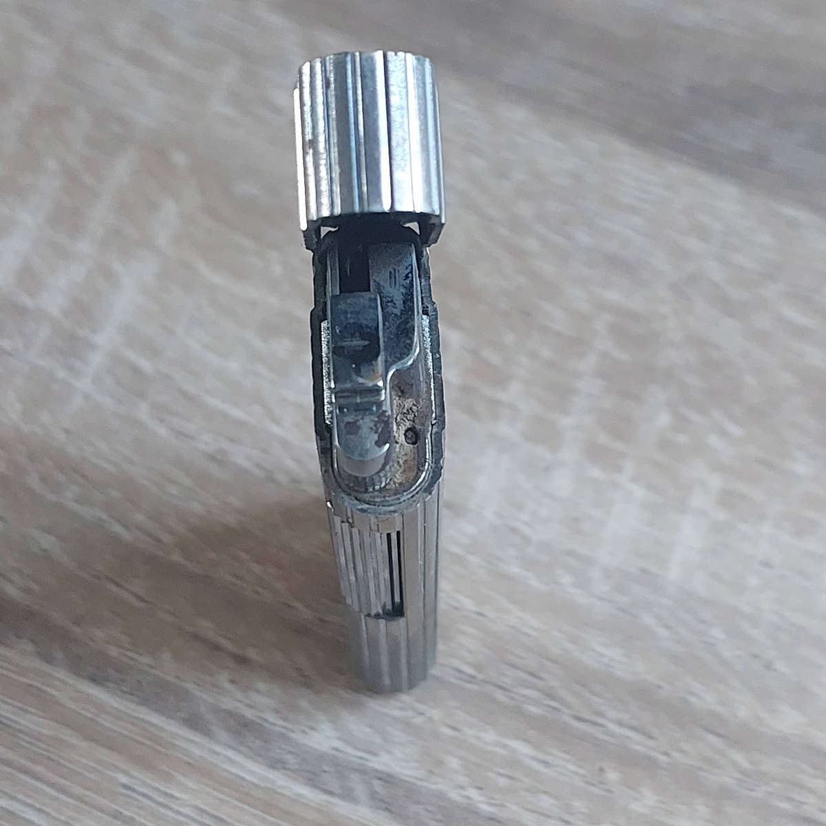 Vintage Zippo Lighter (Not Working/No Flint/Untested)