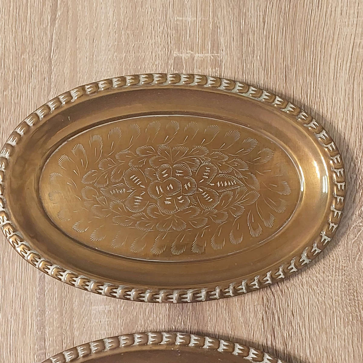 Vintage Brass Trays (16.5cm x 25cm)