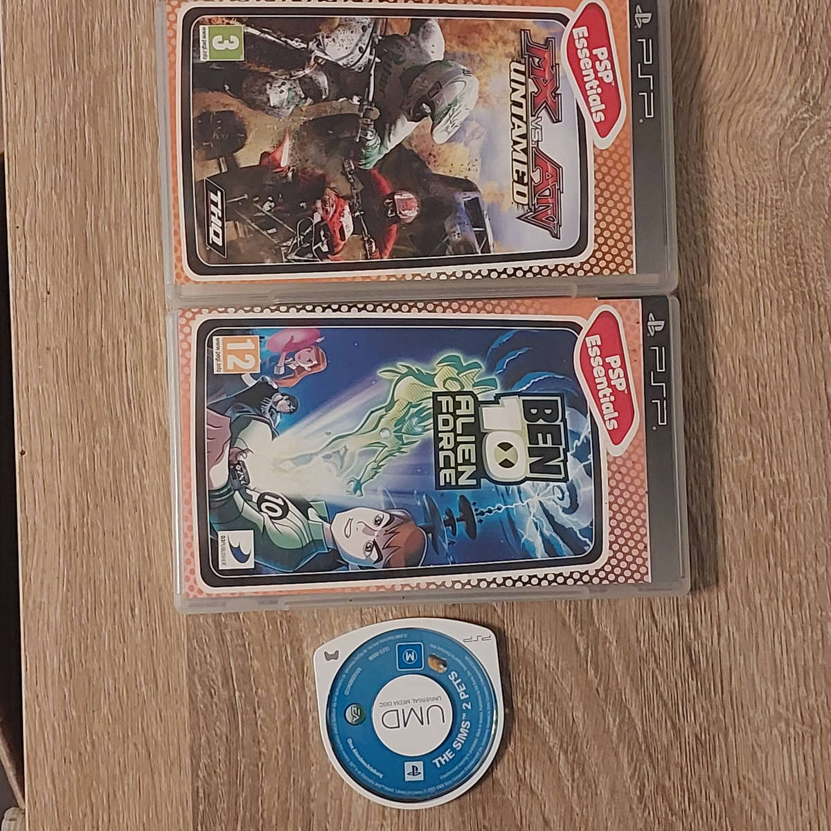 PSP Games x3 (Please see all the pictures for a clear description)