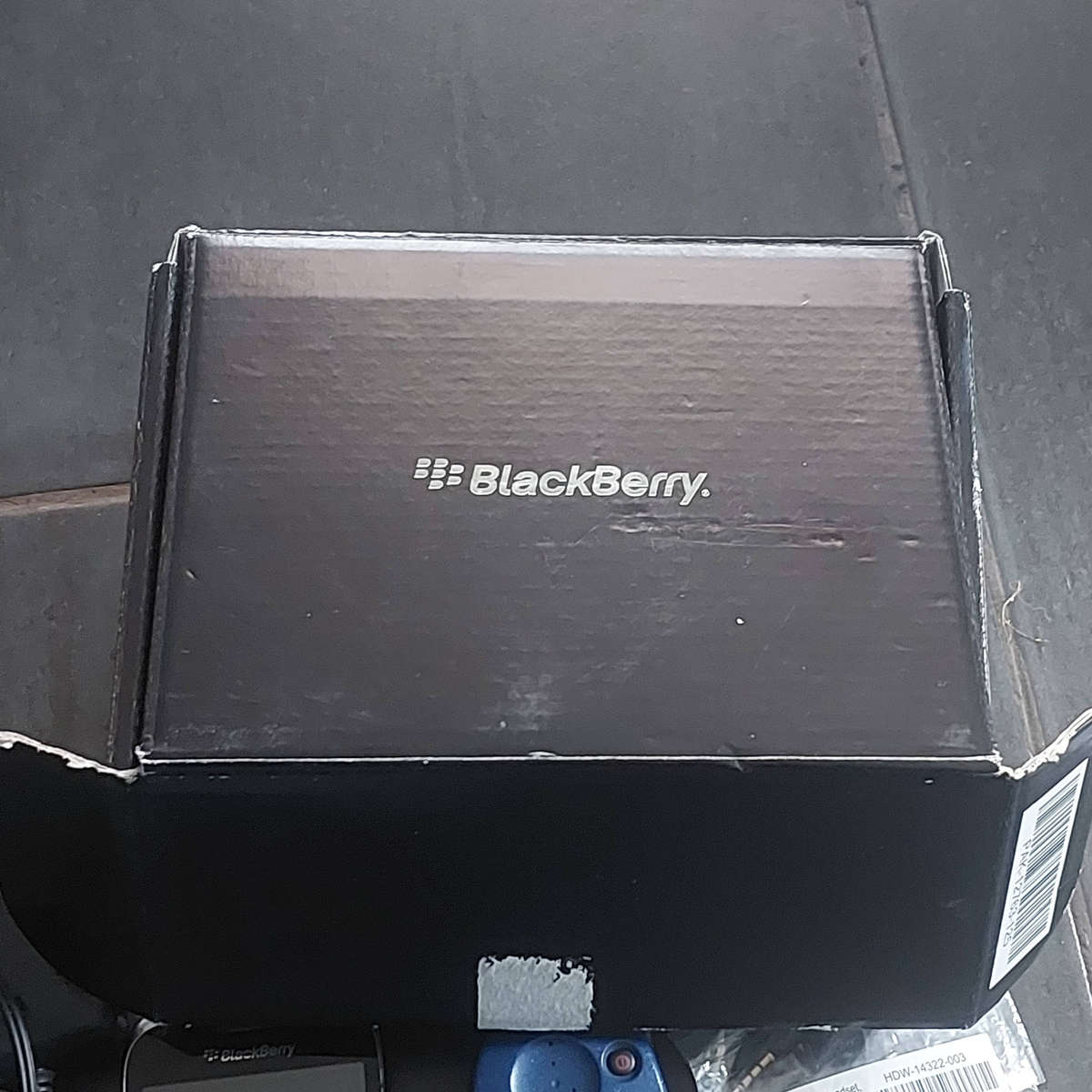 Old Cellphones Blackberry Nokia (Not working/Spares)