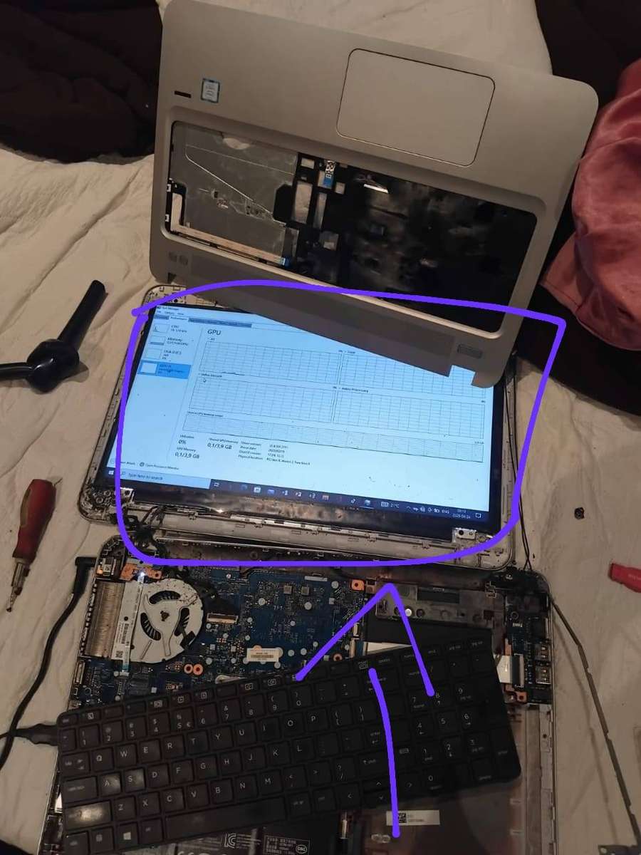 HP ProBook 450 G4 i5 7th Gen Refurbished Works Properly  Without Screen Bezel - For Spares or Fix