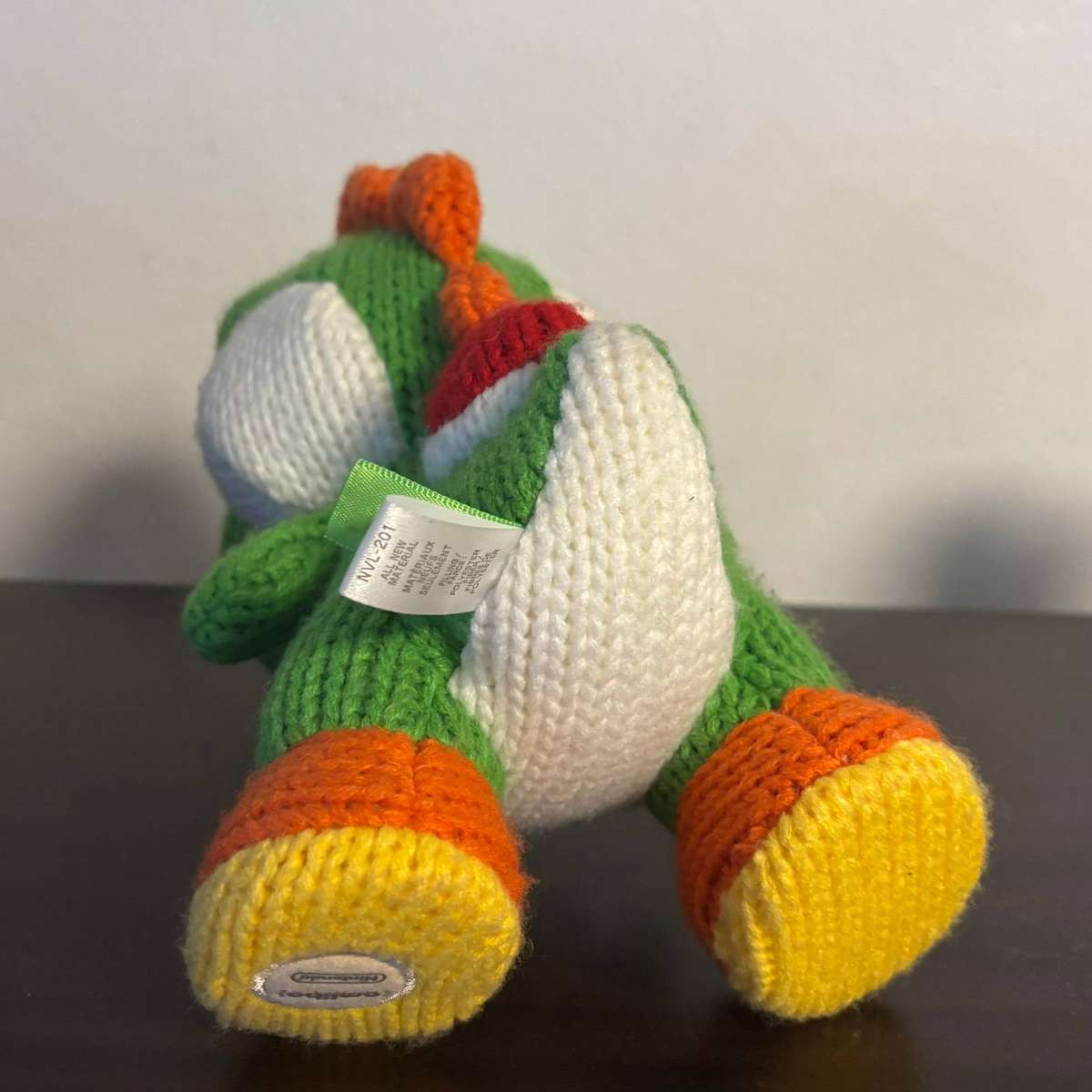 Mega Yarn Yoshi Amiibo