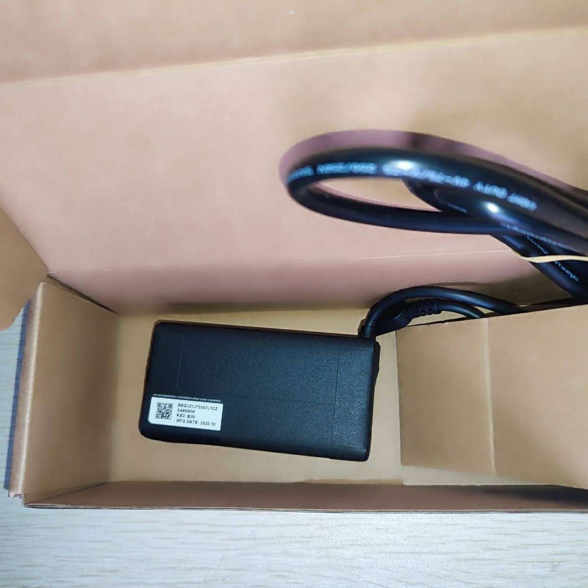 Lenovo GX21J75547 Original USB-C Charger 65 Watts Angular