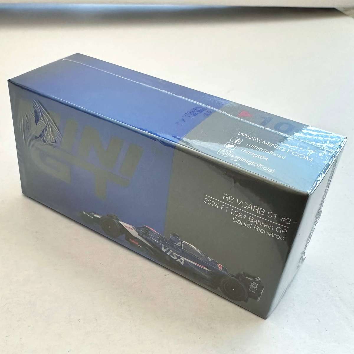 Mini GT #1006 - RB VCARB 01 #3 Daniel Ricciardo 2024 F1 - Premium 1/64 scale model