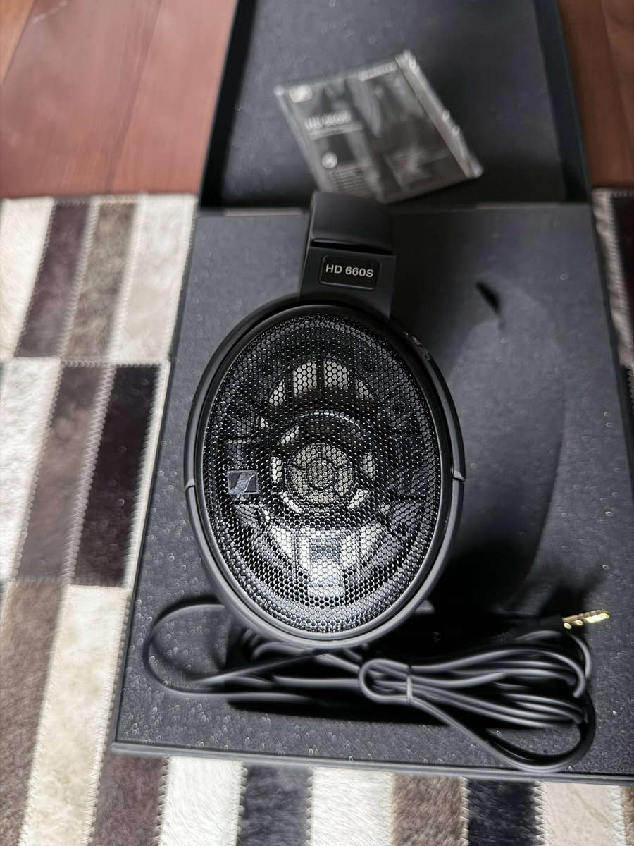 SENNHEISER HD660S