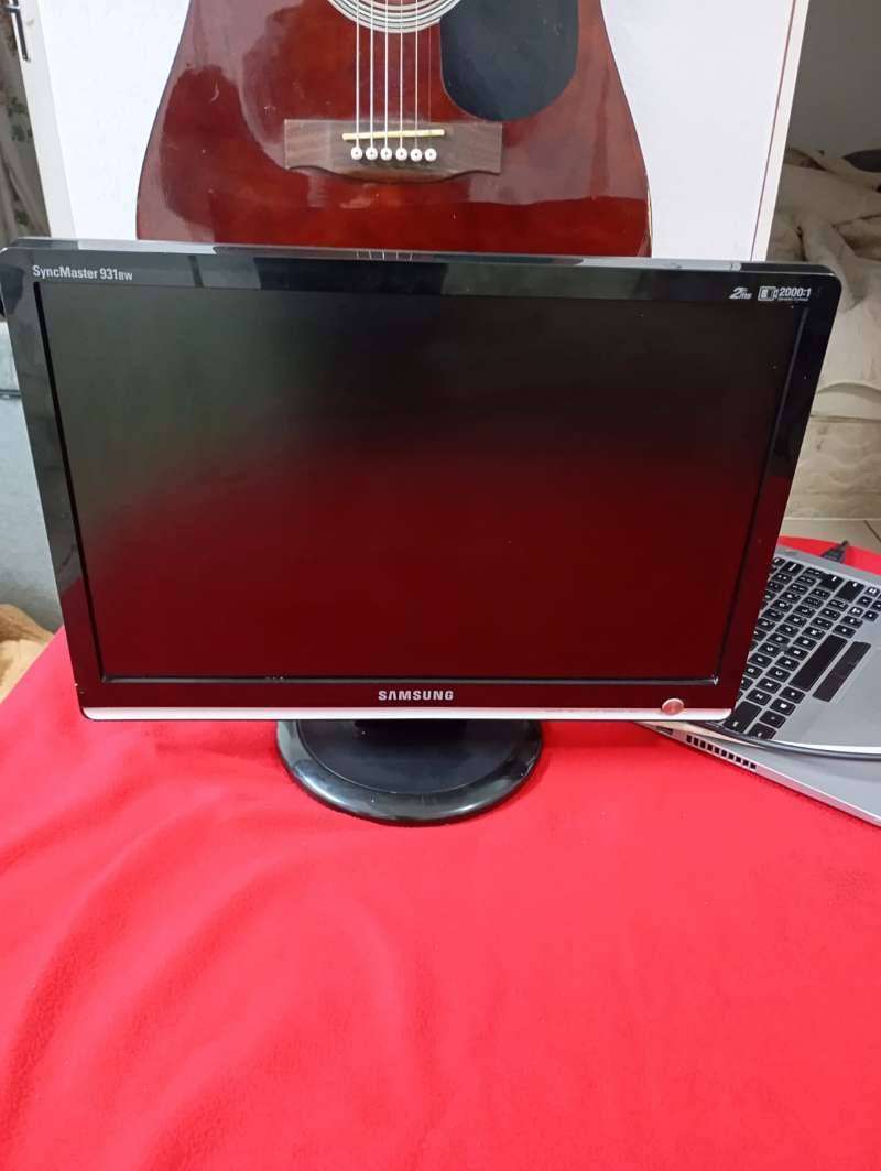 Samsung SyncMaster 931BW 19-Inch Widescreen LCD Monitor