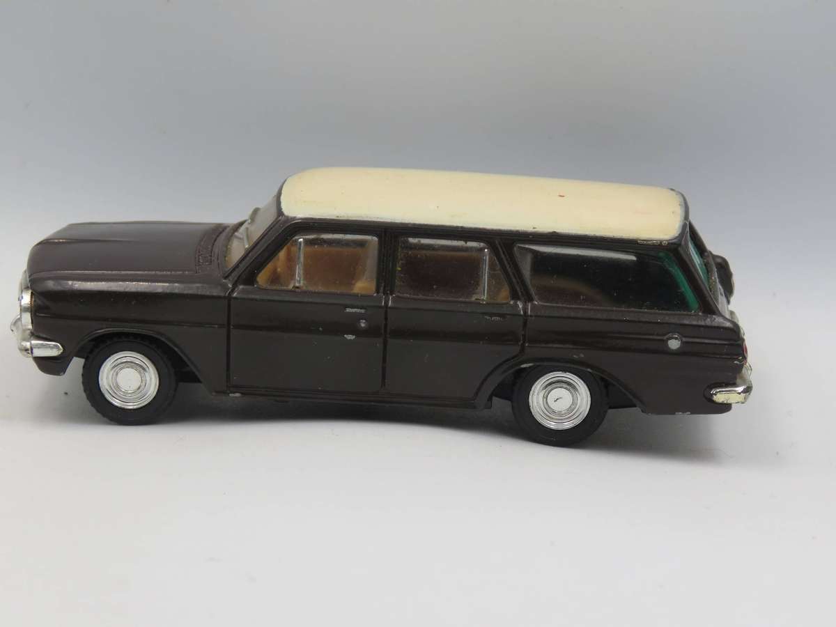 Trax Holden EH Wagon