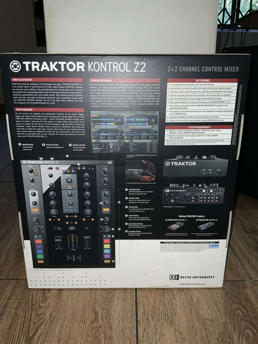 Traktor Kontrol Z2 Professional 2+2 Channel DJ Mixer