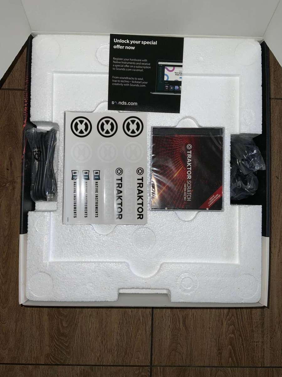 Traktor Kontrol Z2 Professional 2+2 Channel DJ Mixer