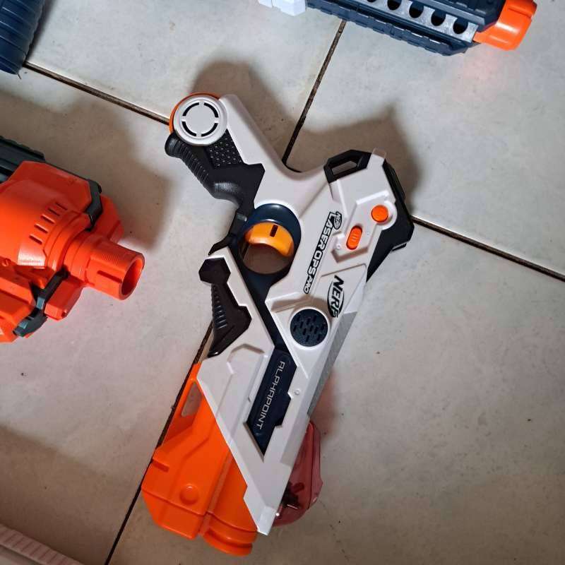 Nerf guns and xshots