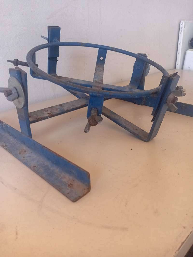 Drum lifter clamp