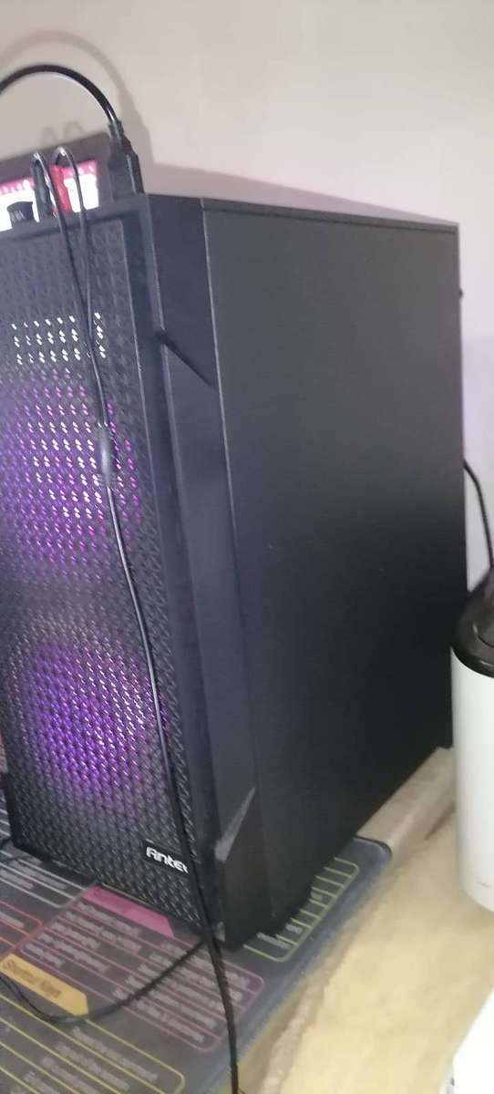 Gaming PC  Ryzen 5 5500 + GTX 1660 Super + HP E232 Monitor