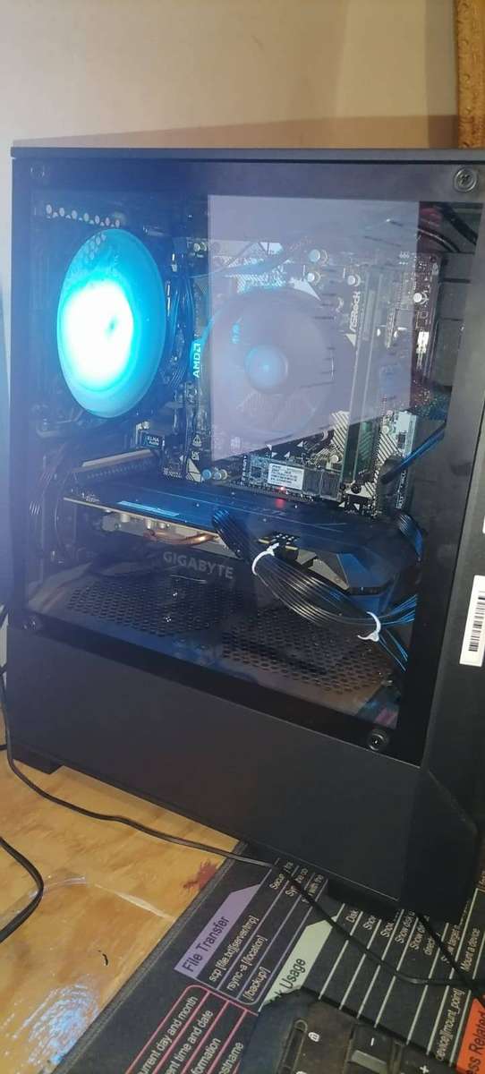 Gaming PC  Ryzen 5 5500 + GTX 1660 Super + HP E232 Monitor