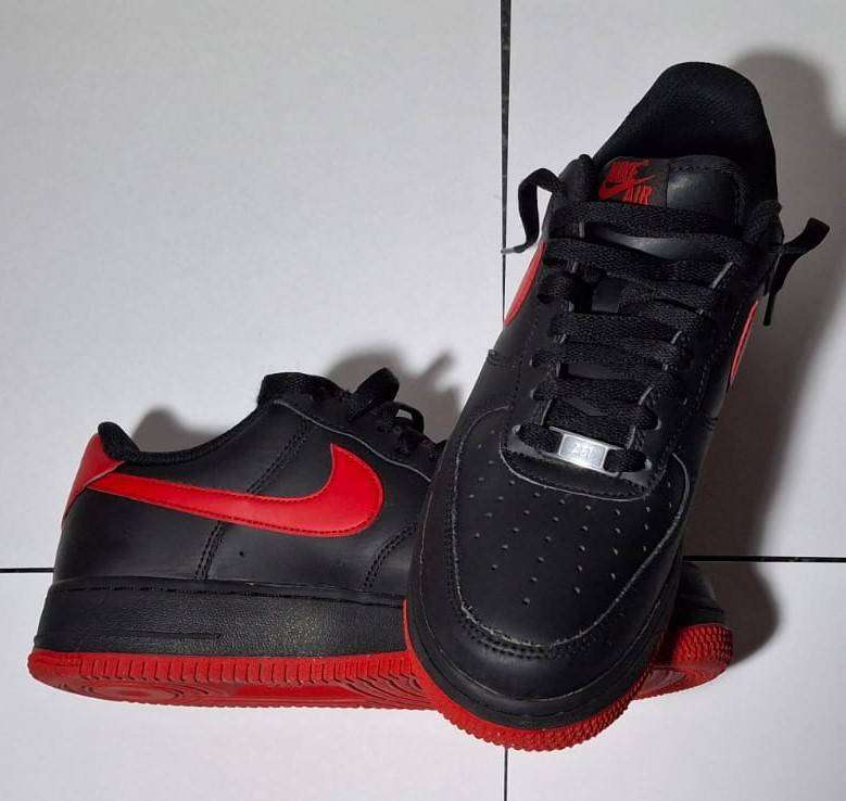 Air Force 1 Red Vamps excellent condition