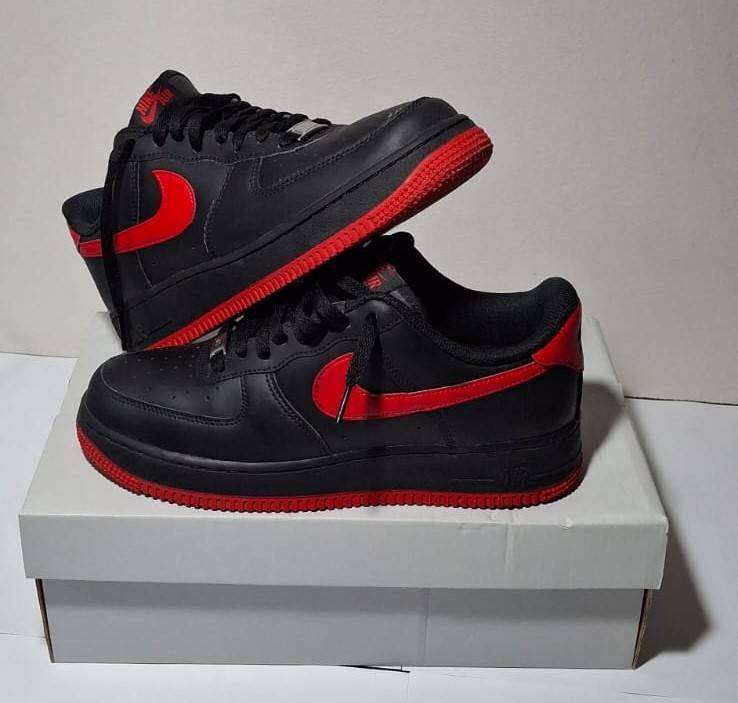 Air Force 1 Red Vamps excellent condition