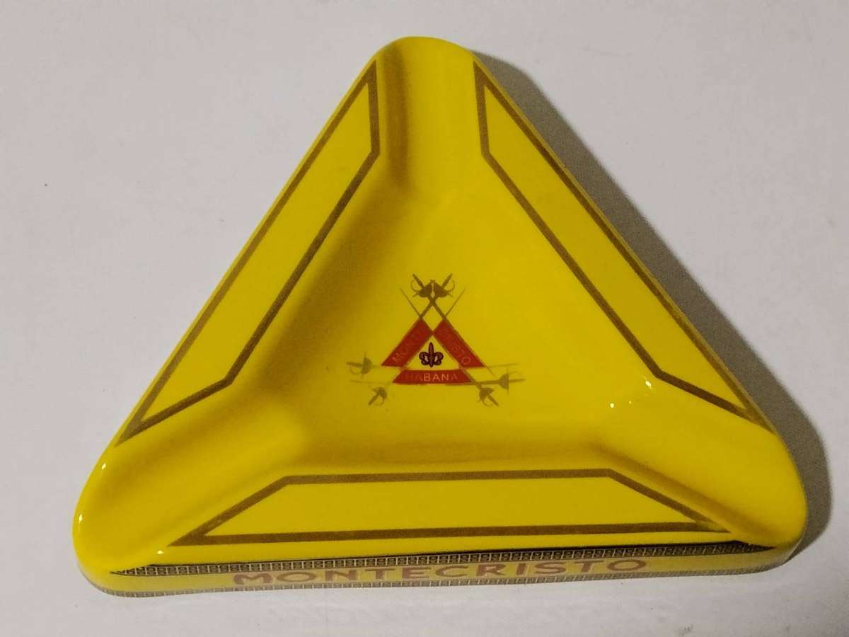 Montecristo triangle cigar ashtray
