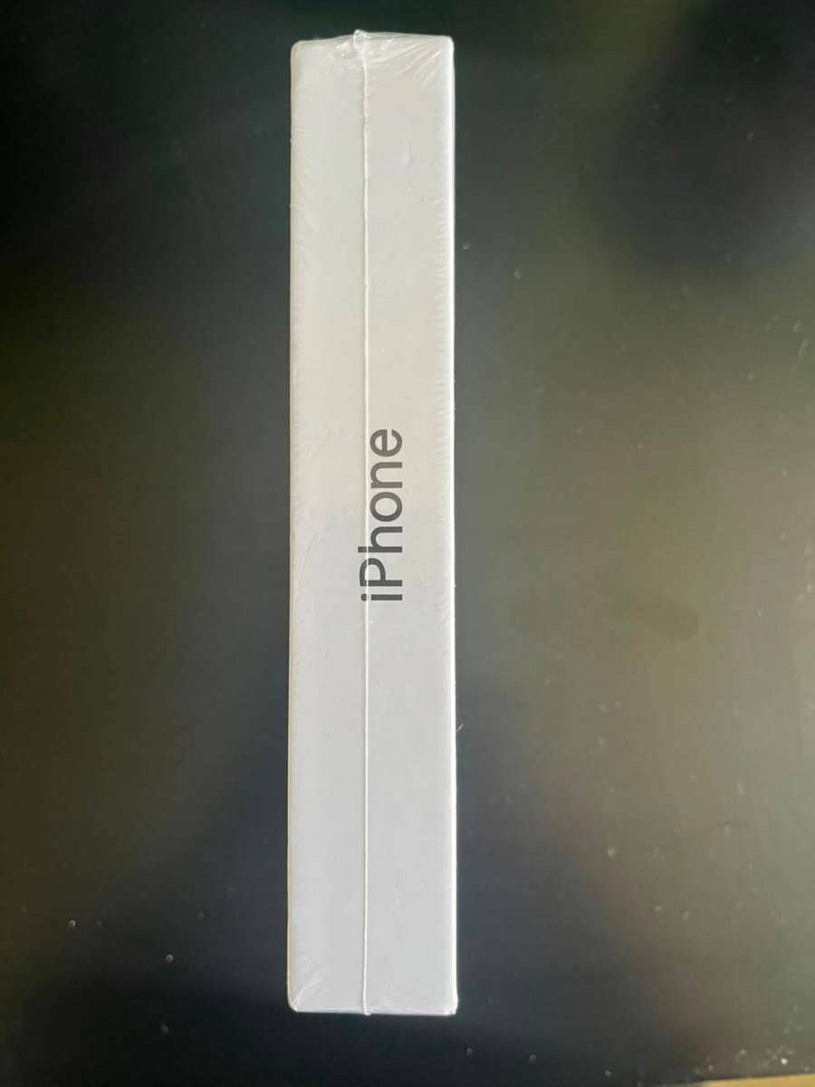 Apple iPhone XR 128GB Black CPO Sealed in Box + FREE Glass screen protector + Back Cover