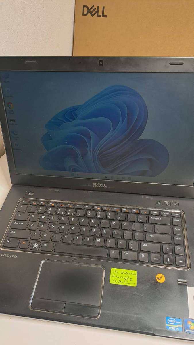 DELL VOSTRO 3550 Core i5 4GB RAM 300GB HDD Laptop
