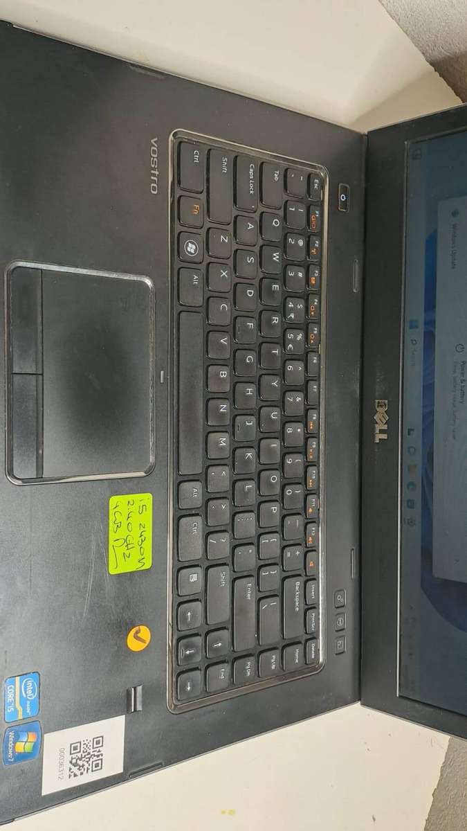 DELL VOSTRO 3550 Core i5 4GB RAM 300GB HDD Laptop