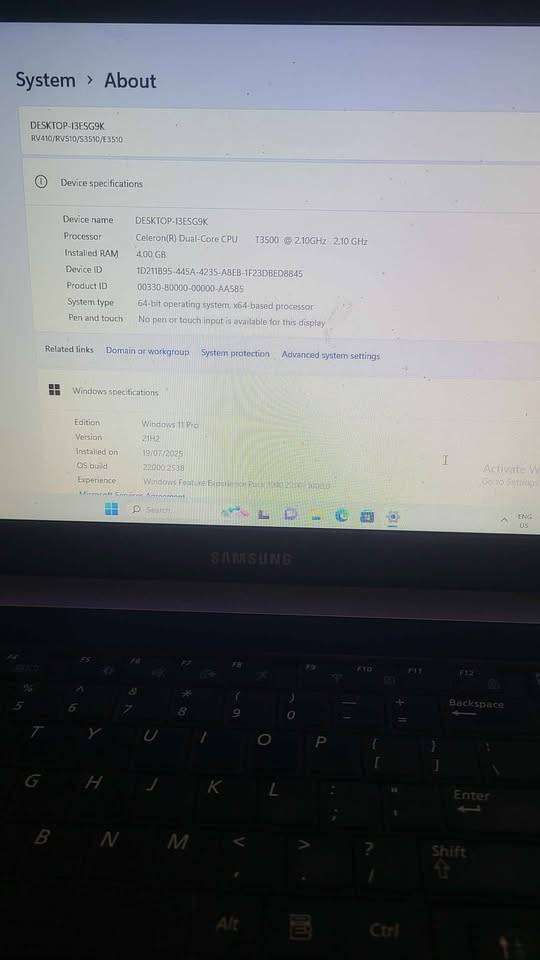 Samsung RV510 Celeron Laptop 4GB RAM 500GB HDD Space (READ DES)