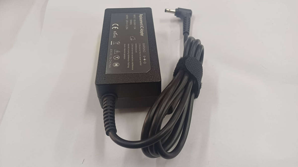 Lenovo charger 65w 20v 3.25A 4.0*1.7 new pin