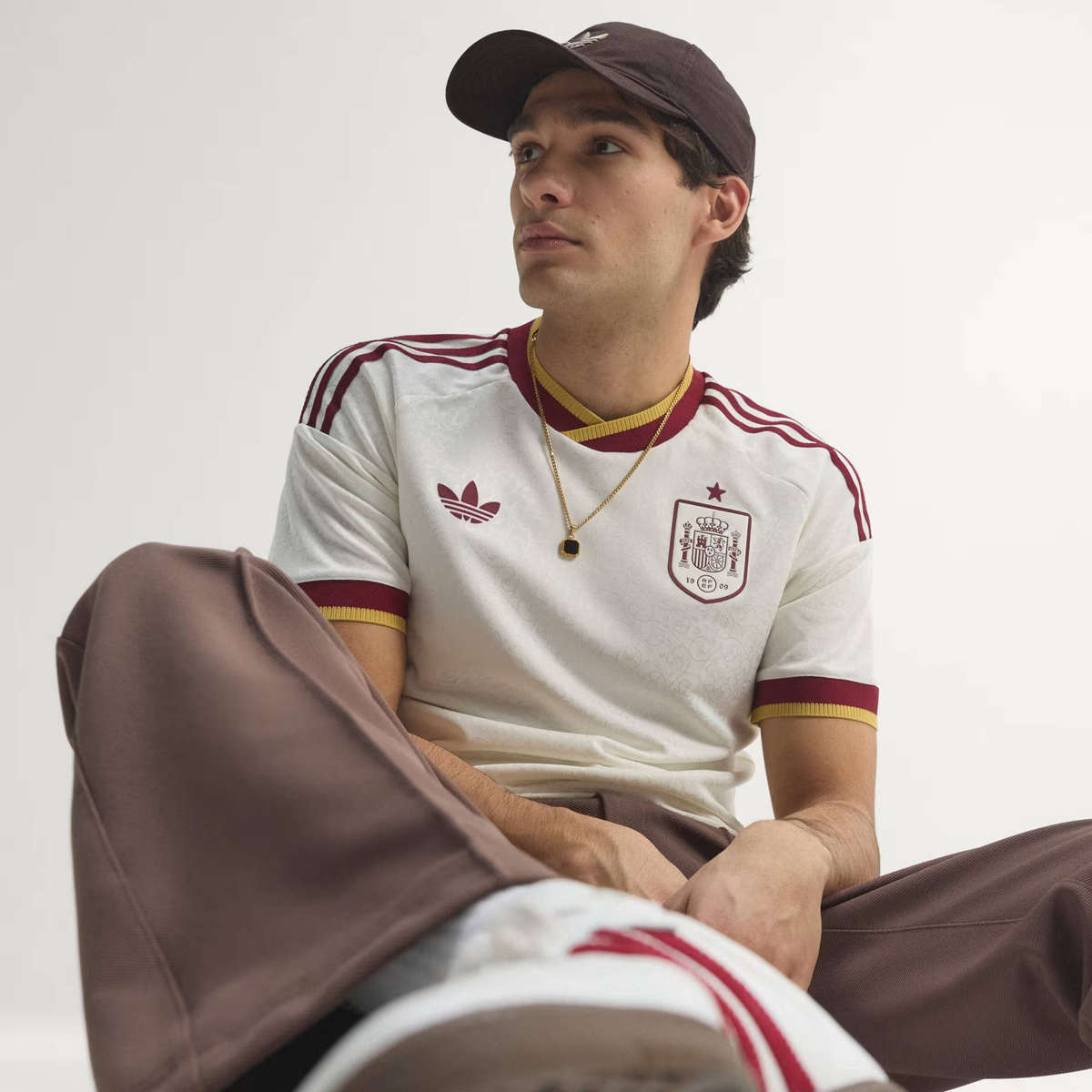 Spain 26 Away Jersey