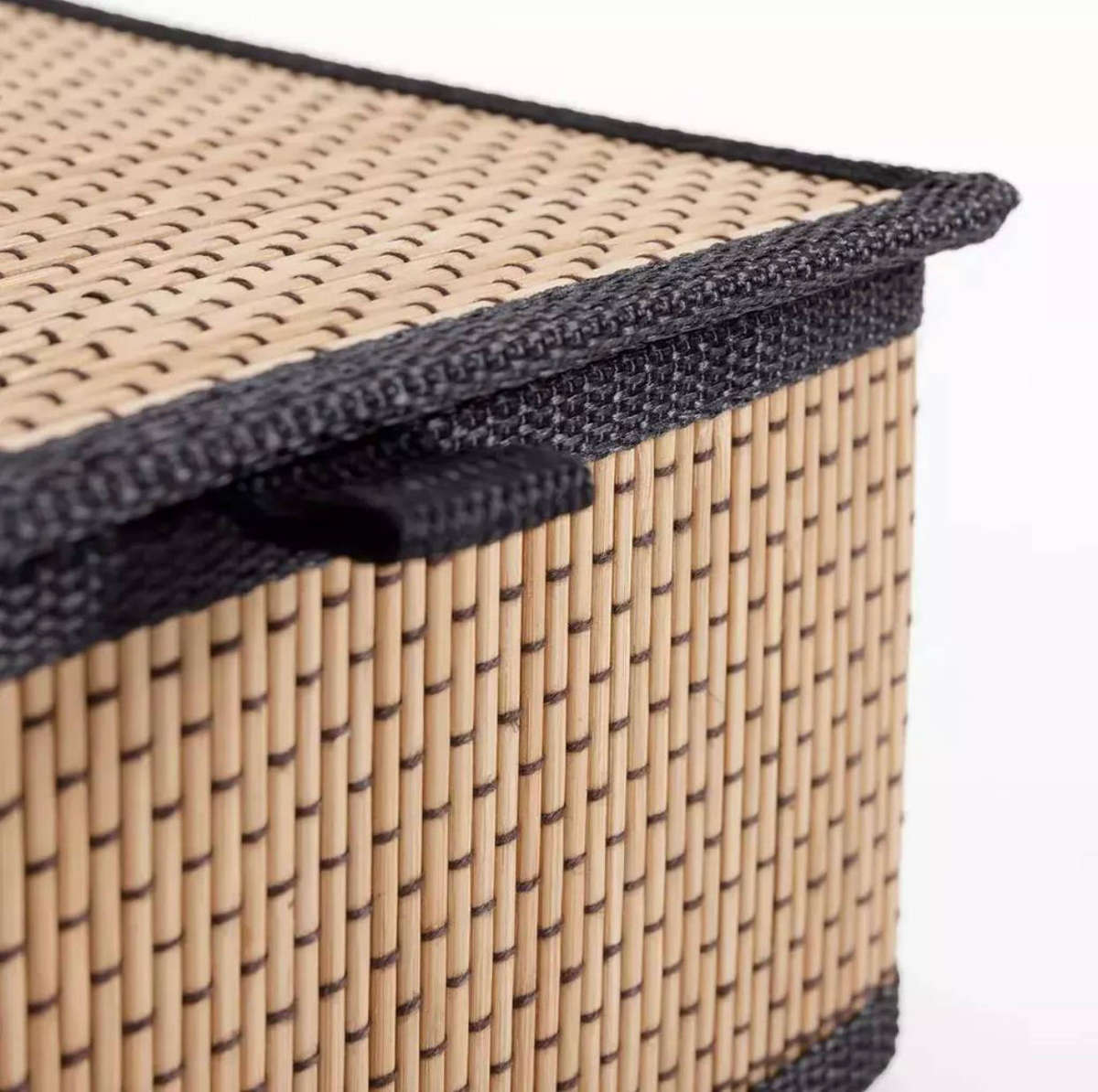 Set of 3 foldable woven storage boxes with lids - versatile home organisation