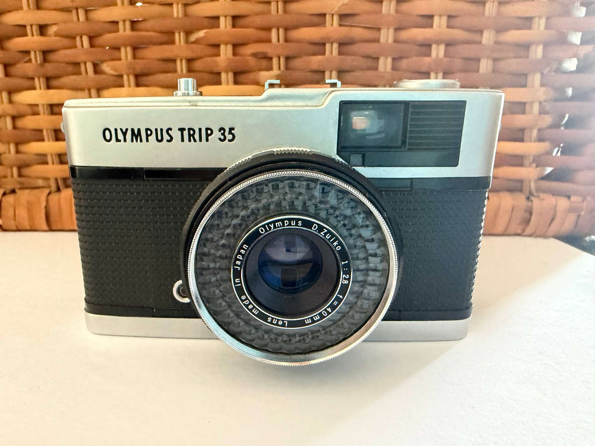 Olympus Trip 35 Film Camera f40mm D.Zuiko Lens 1:2.8