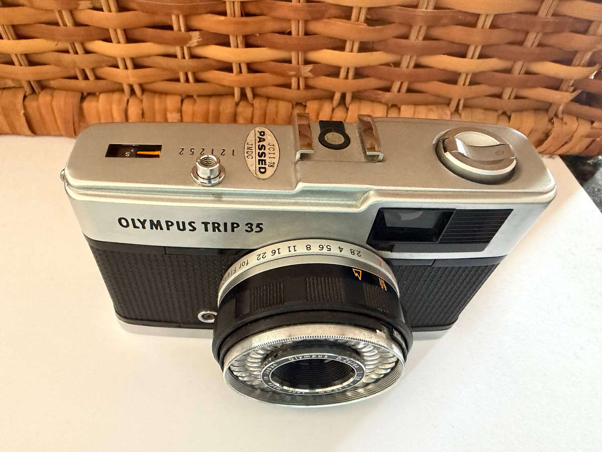 Olympus Trip 35 Film Camera f40mm D.Zuiko Lens 1:2.8