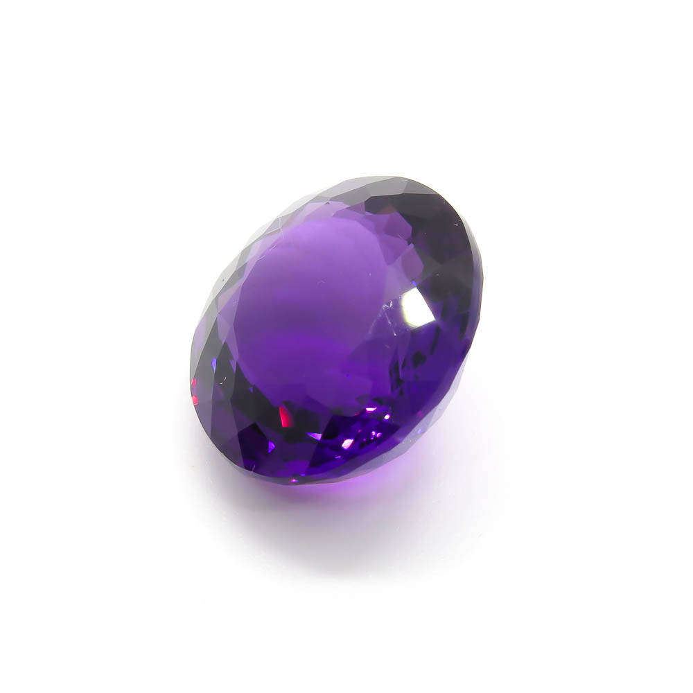 Amethyst 31.6 ct oval faceted gemstone - natural semi-precious gem