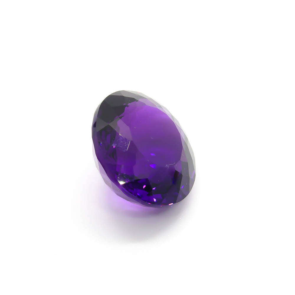 Amethyst 31.6 ct oval faceted gemstone - natural semi-precious gem
