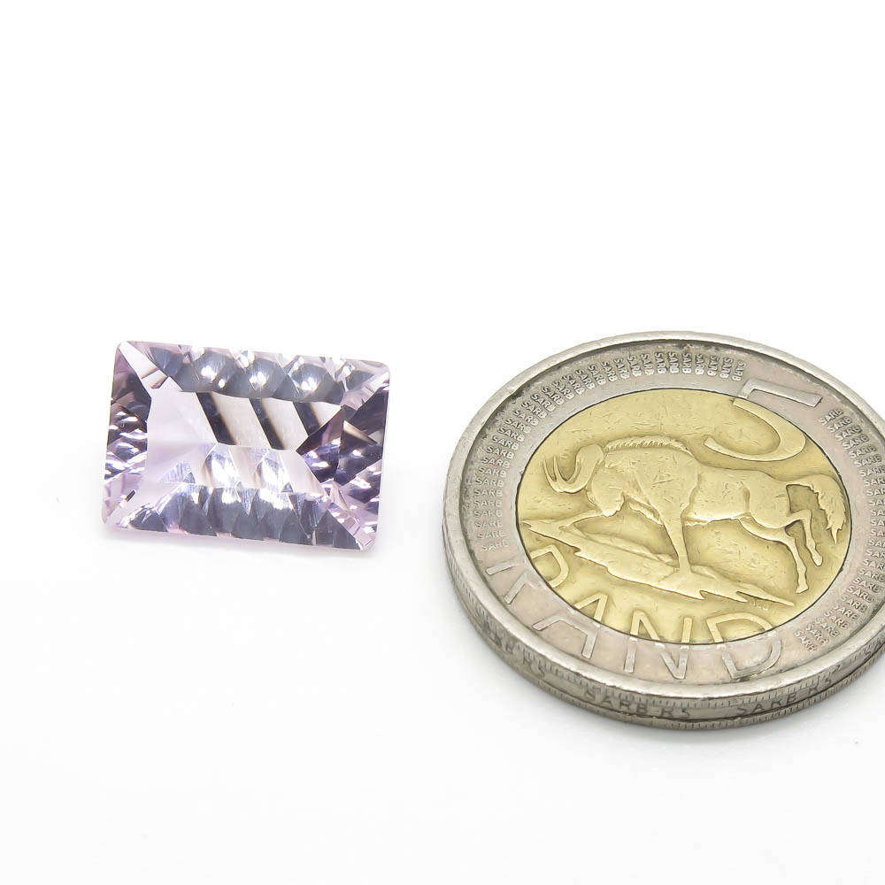 7.09 ct Amethyst Rose de France Baguette - Pale Lavender Gemstone