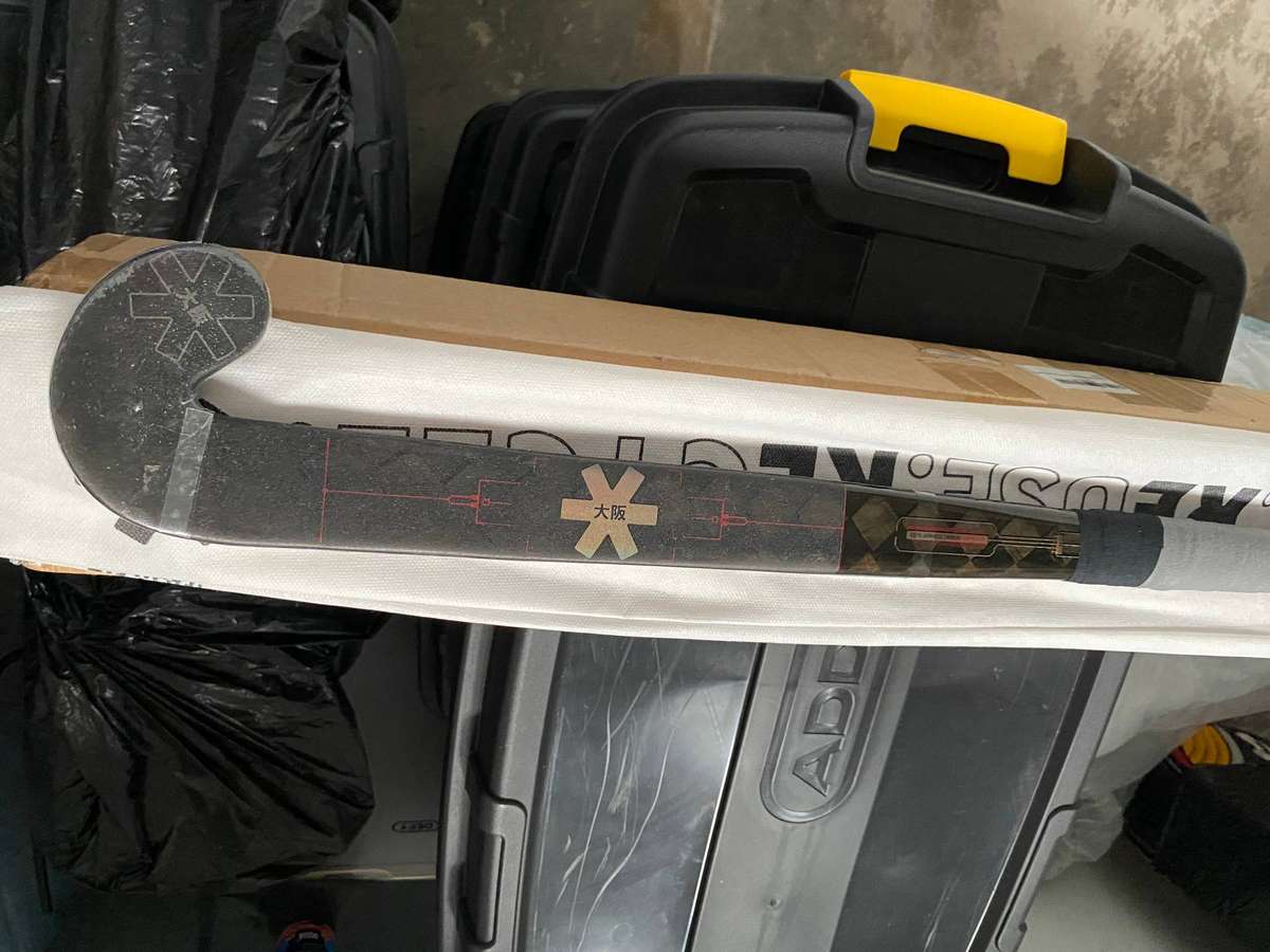 OSAKA TOUR PRO LTD - PROTO BOW HOCKEY STICK, size 37.5 FOR SALE