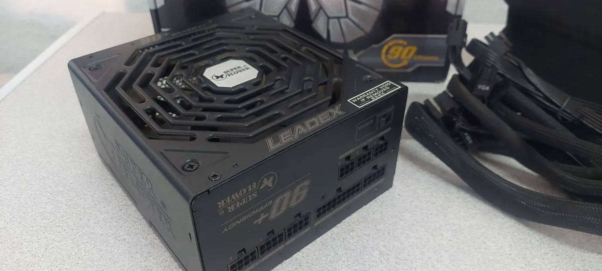SuperFlower Leadex Silver 650w Power Supply