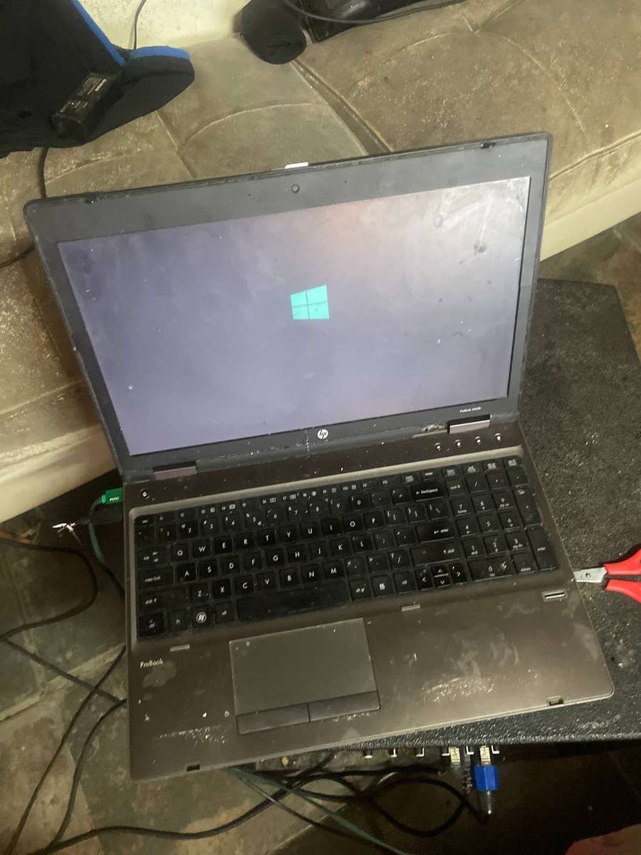 HP 6560b laptop
