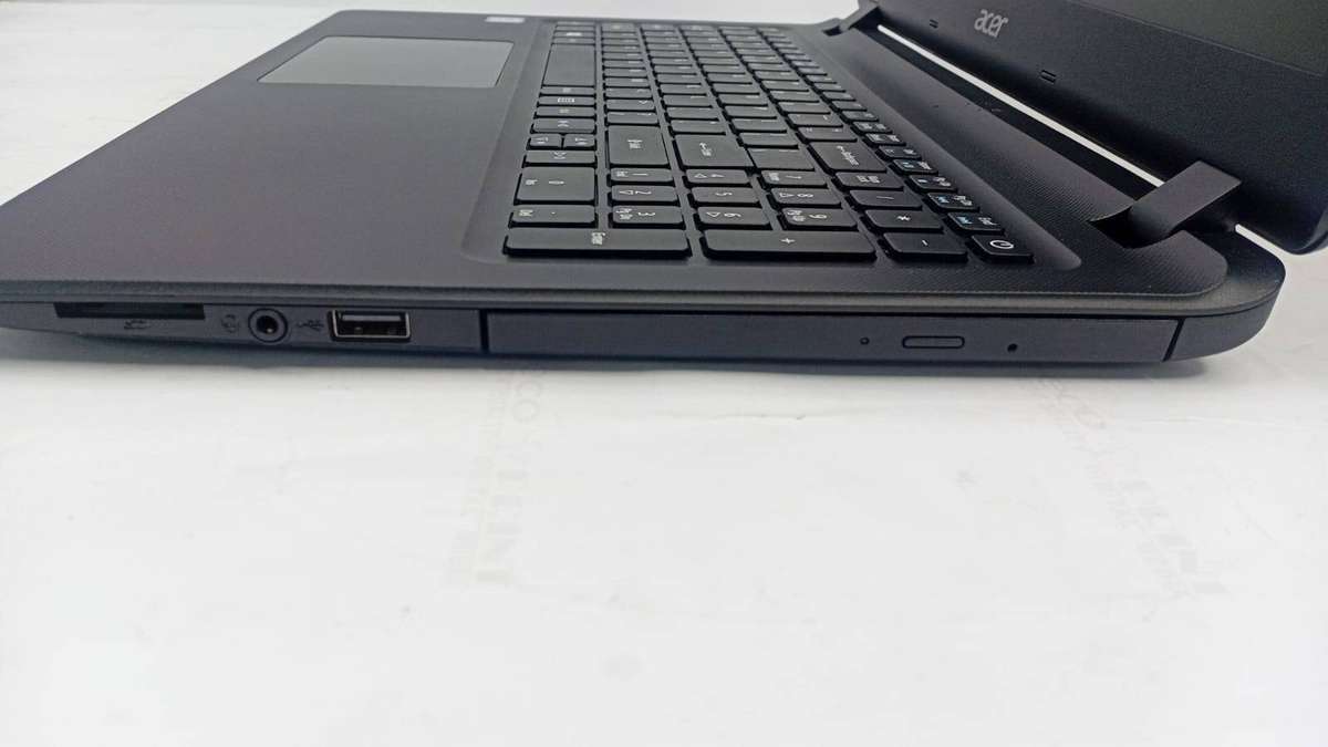 Acer Extensa 2540 corei5