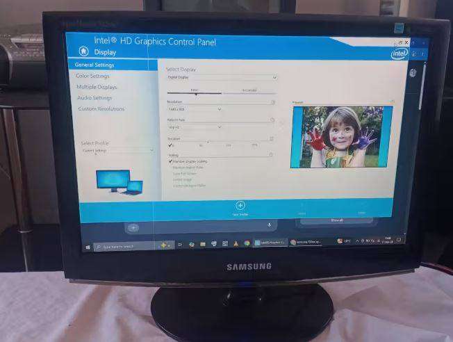Samsung 733nw
