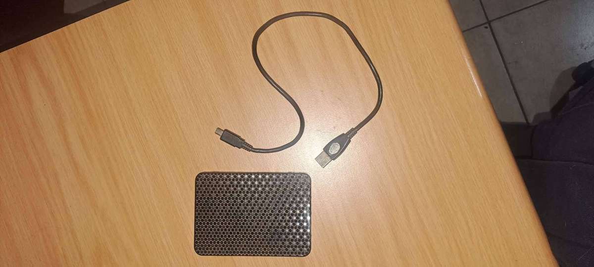 Dell lattitude E5570 laptop with external hard drive