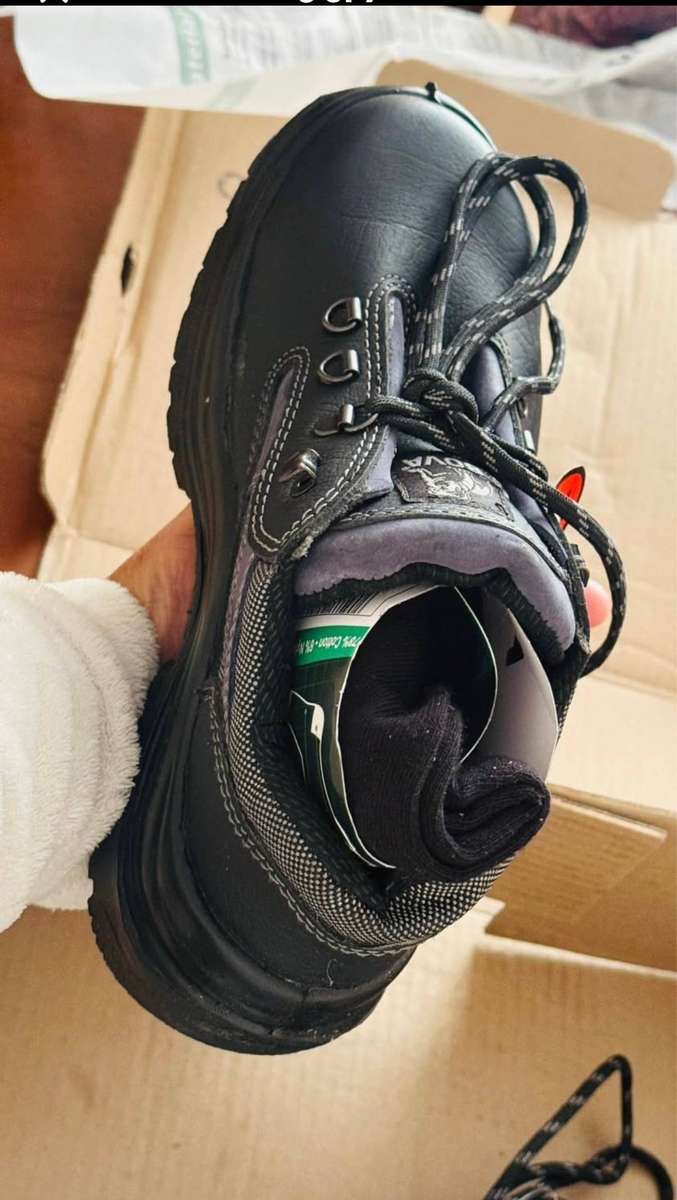 Bova Safety boots