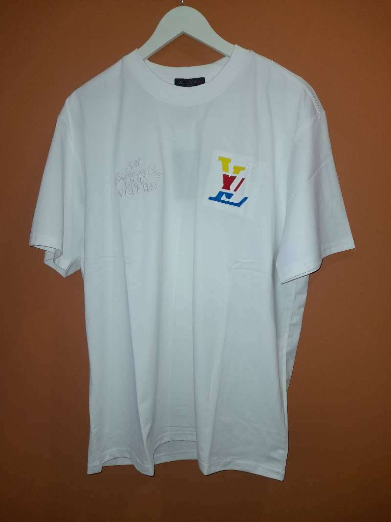 LOUIS VUITTON T-SHIRT UNUSED VERY GOOD QUALITY